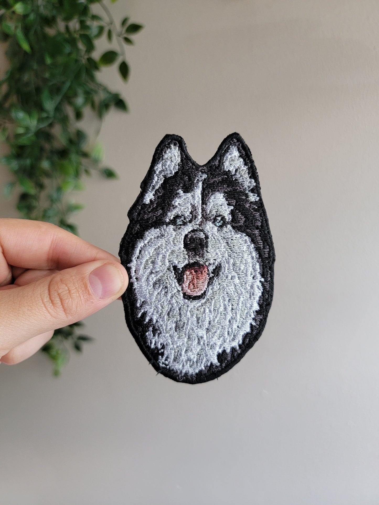 Alaskan Malamute Embroidered Patch